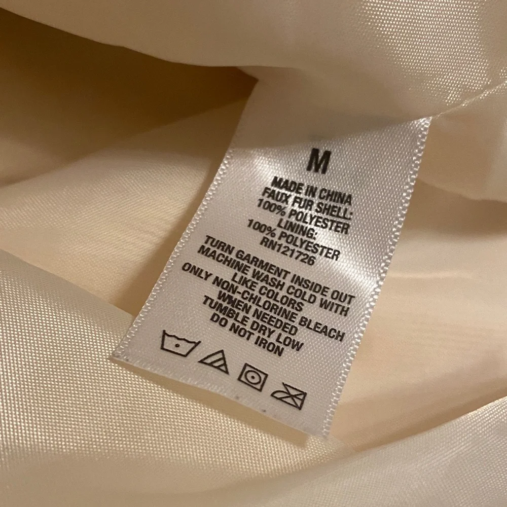 Aeropostale soft cream